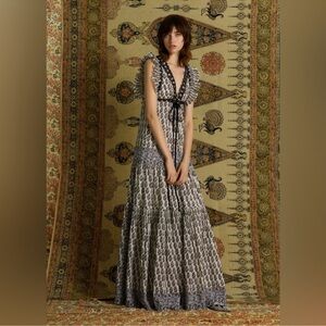 Tory Burch Amita V-Neck Sleeveless
Maxi Dress